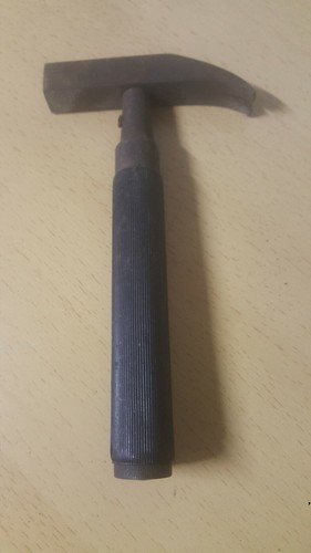 Antikes multiwerkzeug hammer - multiwerkzeug,